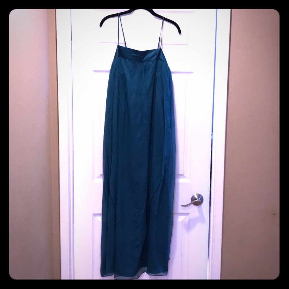 FORMAL LONG DRESS LAUNDRY BY DESIGN SIZE M